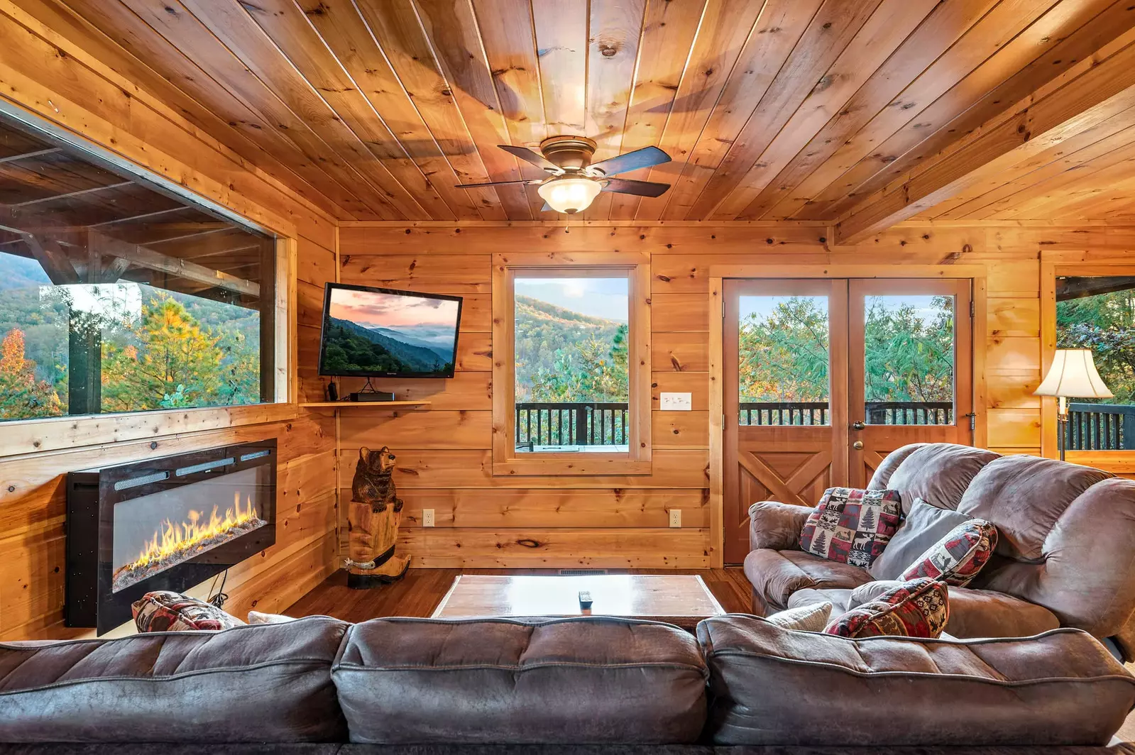Property image, Interior, of Take My Breath Away