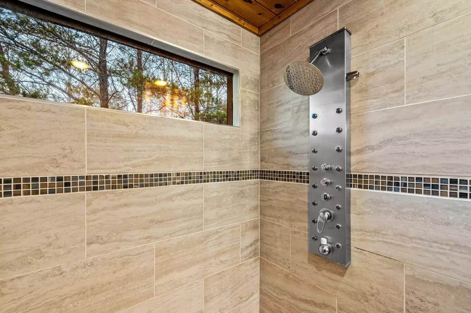 Property image, Interior, of Take My Breath Away