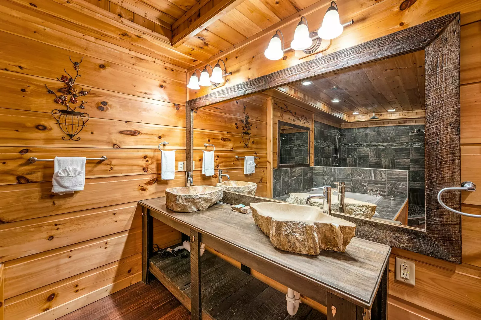 Property image, Interior, of Take My Breath Away