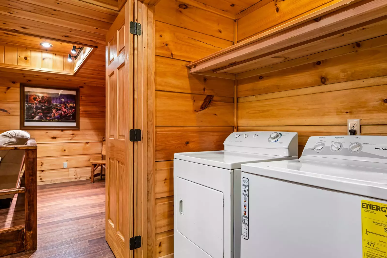 Property image, Interior, of Take My Breath Away