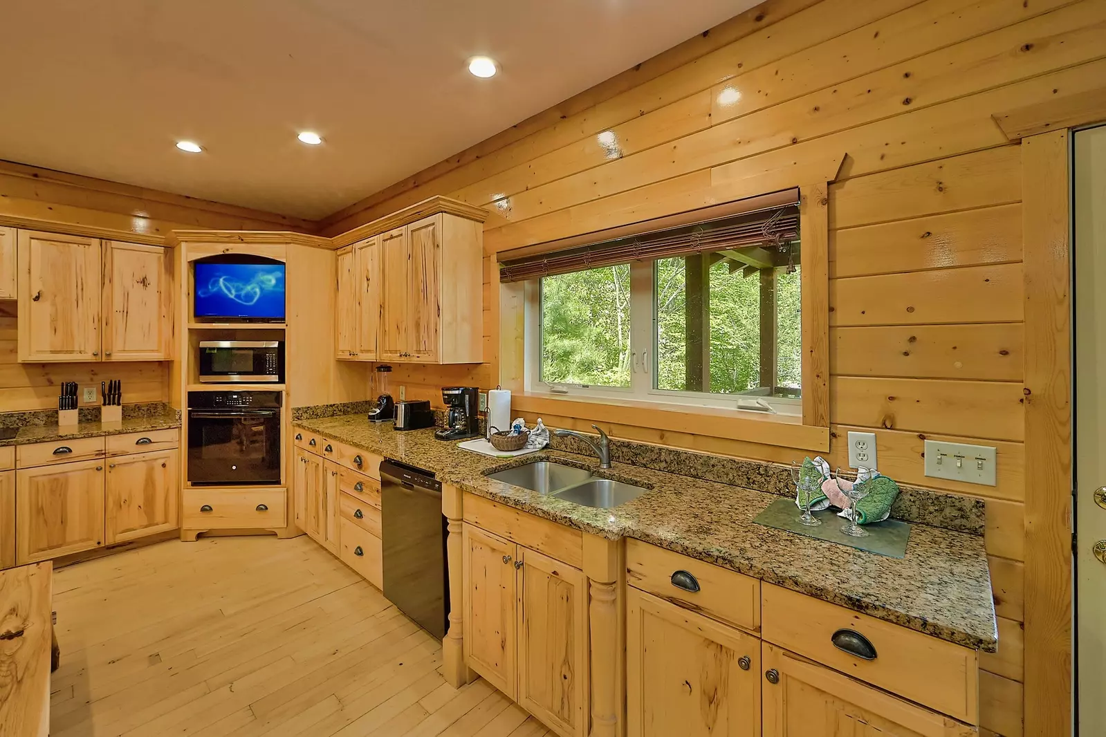 Property image, Interior, of Knockin On Heavens Door