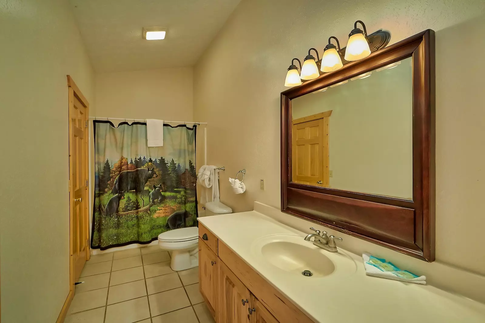 Property image, Interior, of Knockin On Heavens Door