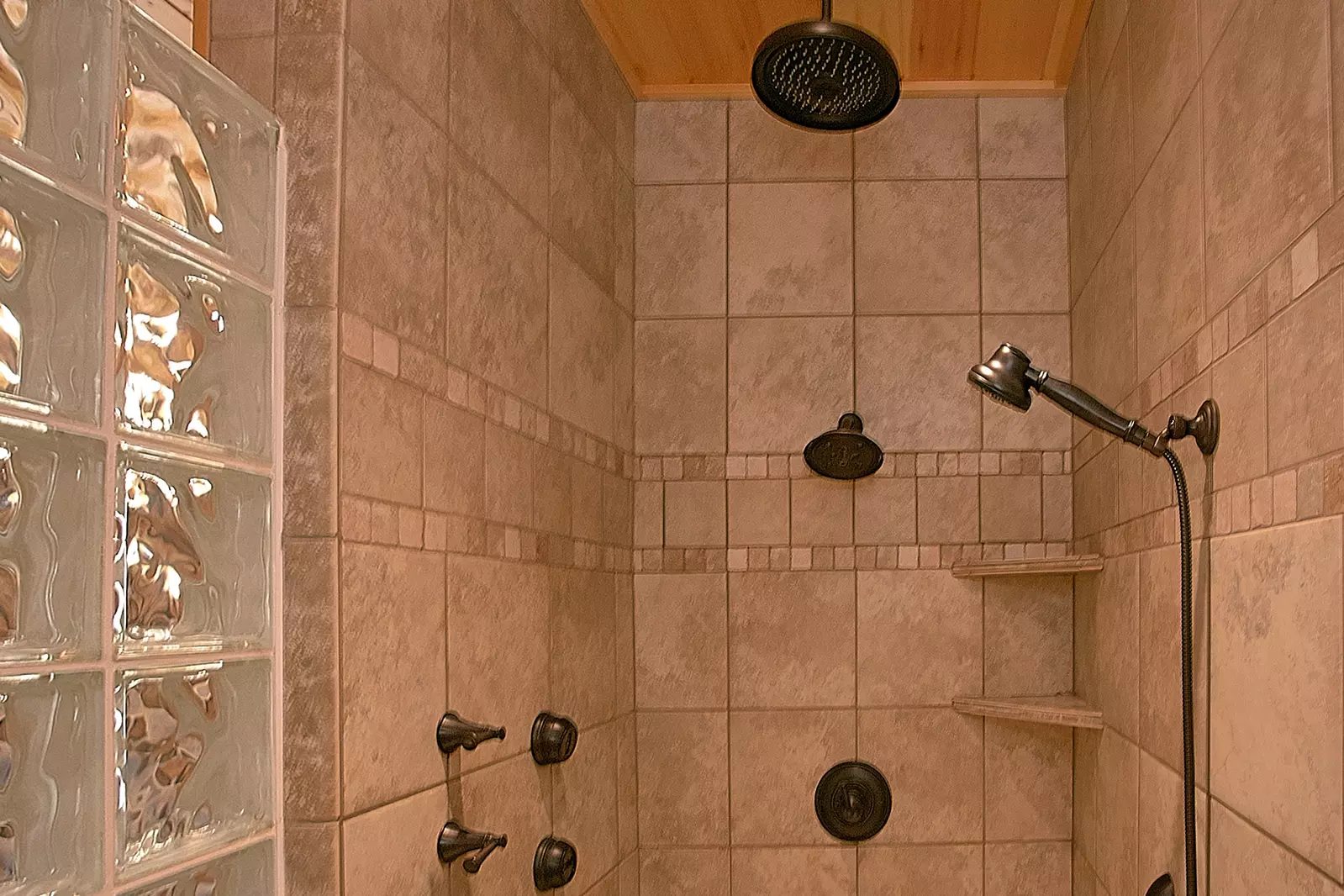 Property image, Interior, of Livin It Up