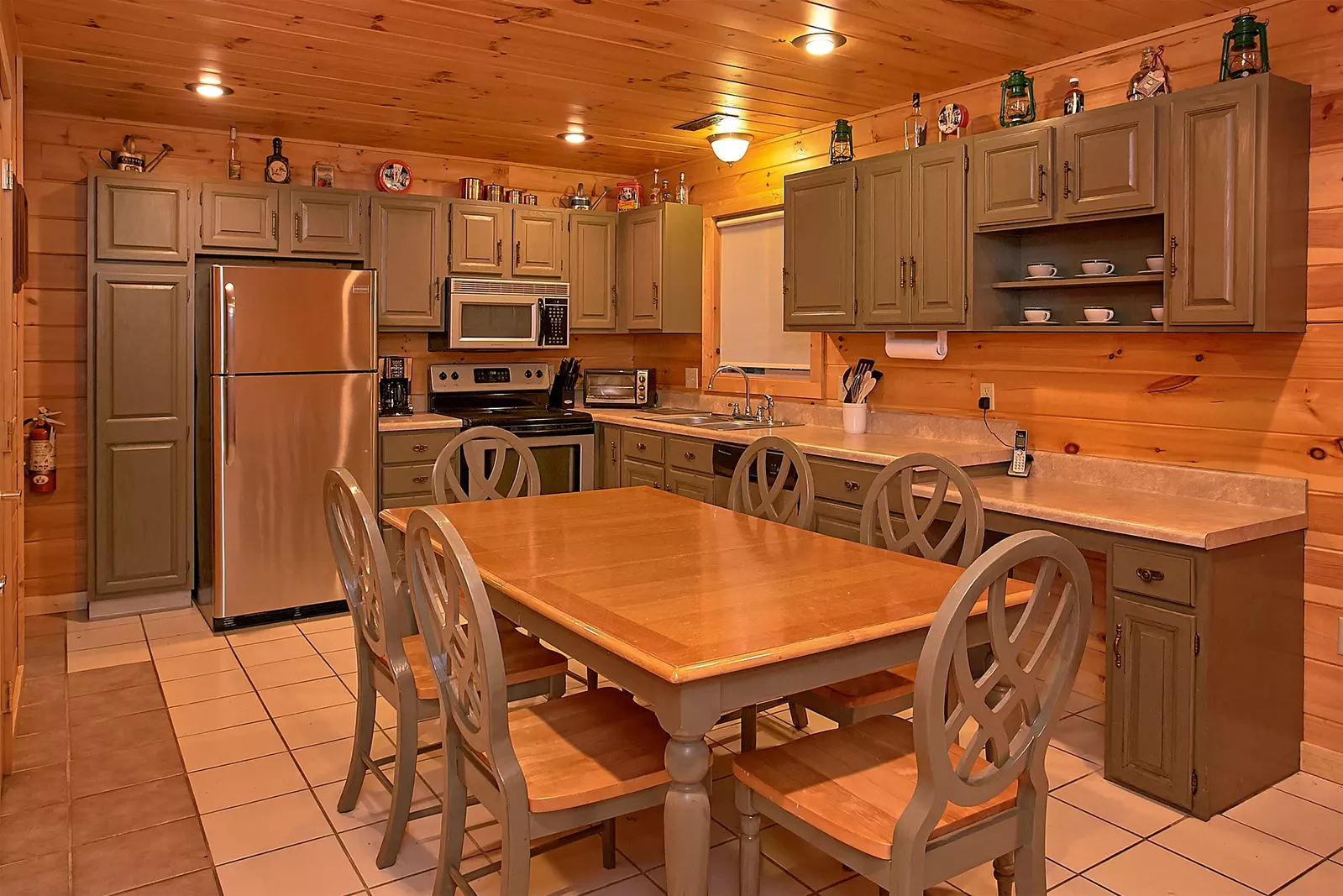 Property image, Interior, of Another Day In Paradise