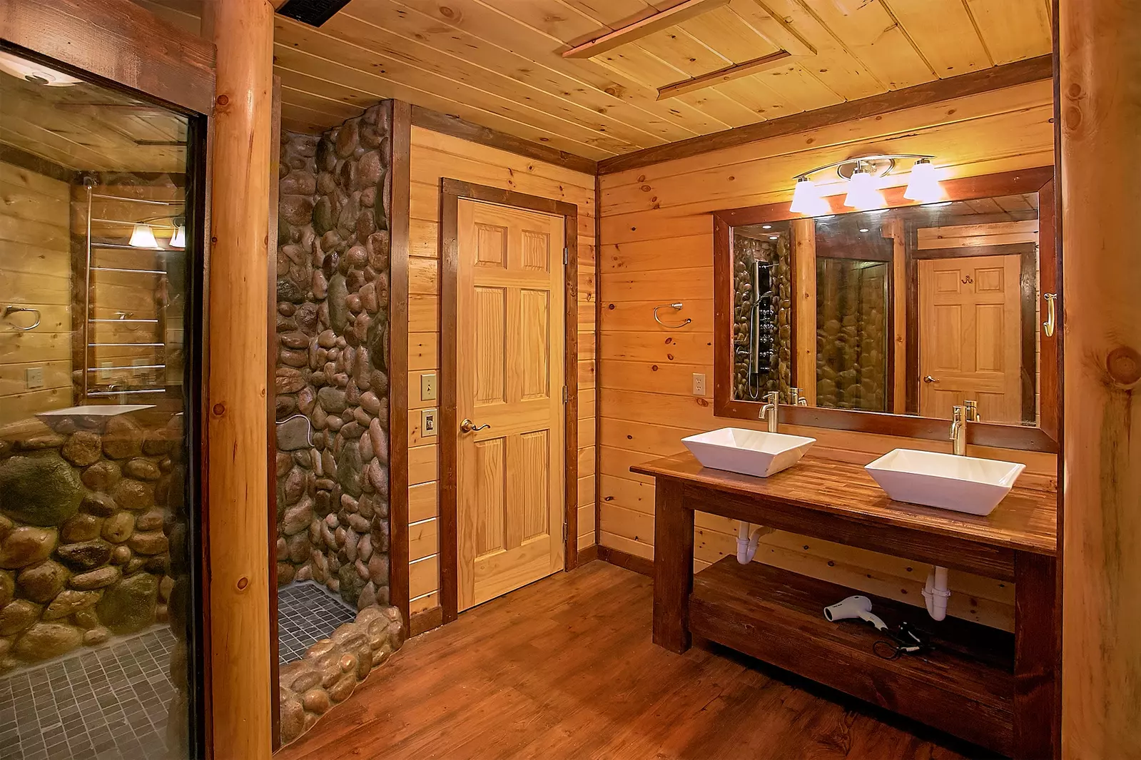 Property image, Interior, of Another Day In Paradise