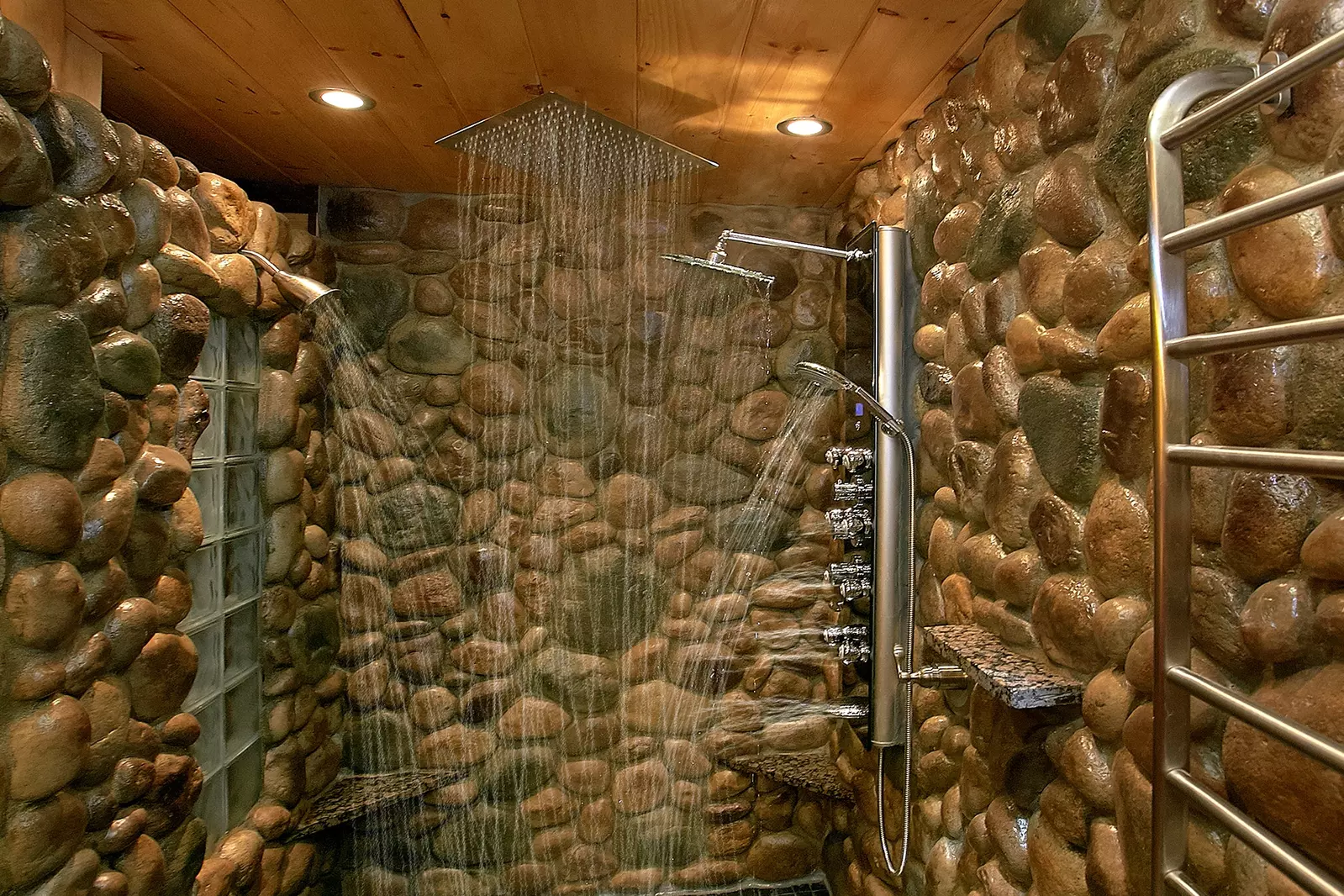 Property image, Interior, of Another Day In Paradise