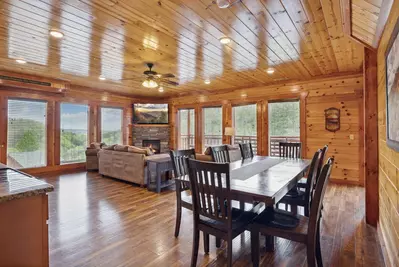 Property image, Interior, of Splash Mountain Lodge