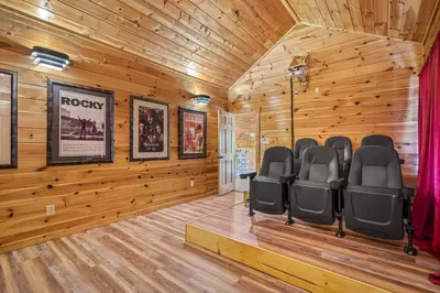 Property image, Interior, of A Smoky Hideaway