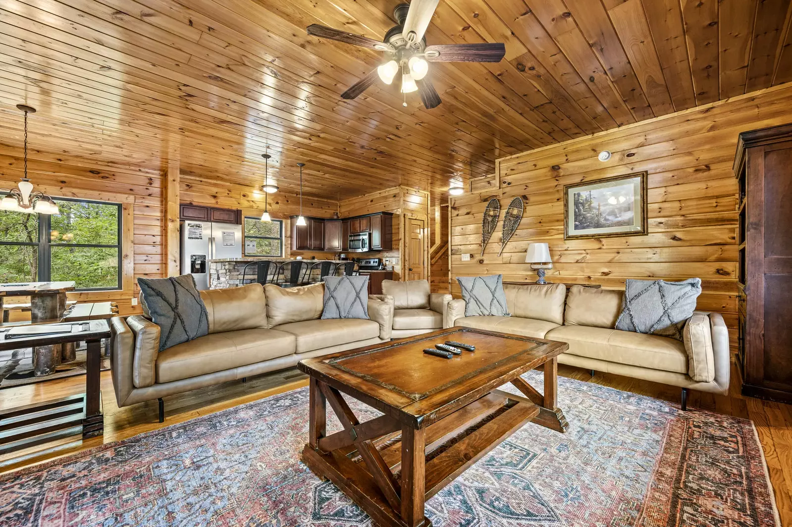 Property image, Interior, of A Smoky Hideaway