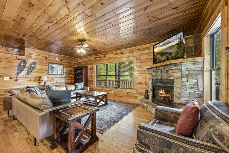 Property image, Interior, of A Smoky Hideaway