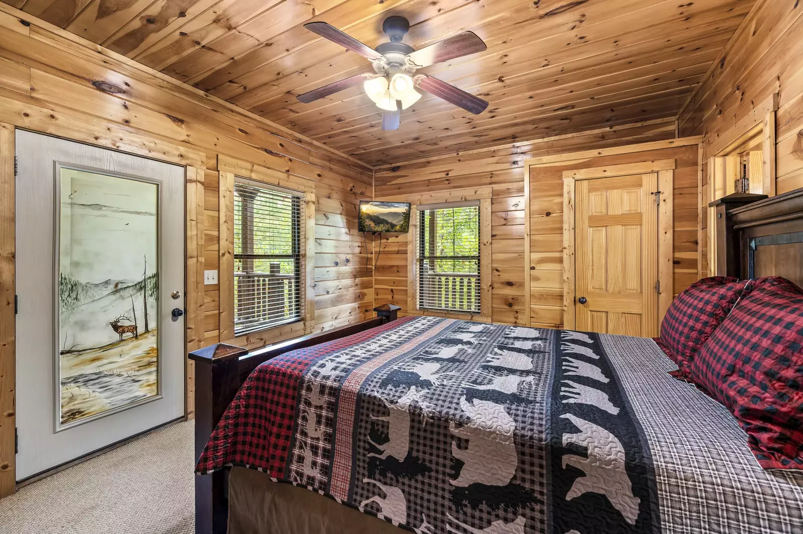 Property image, Interior, of A Smoky Hideaway