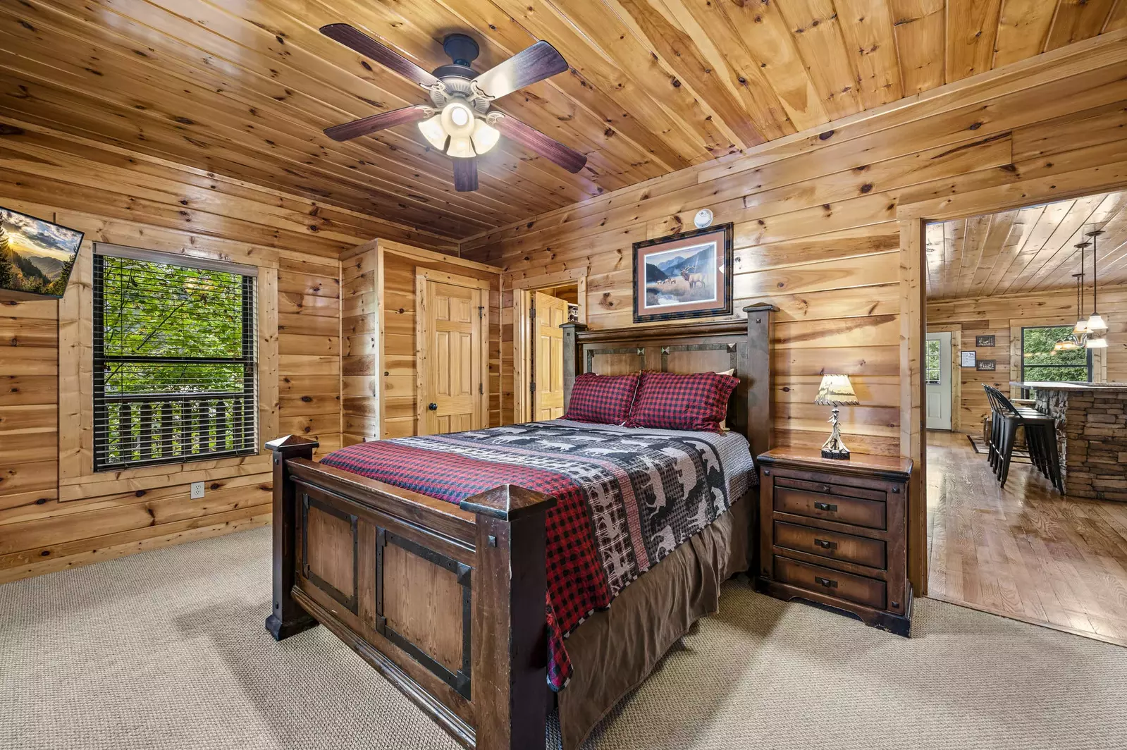 Property image, Interior, of A Smoky Hideaway