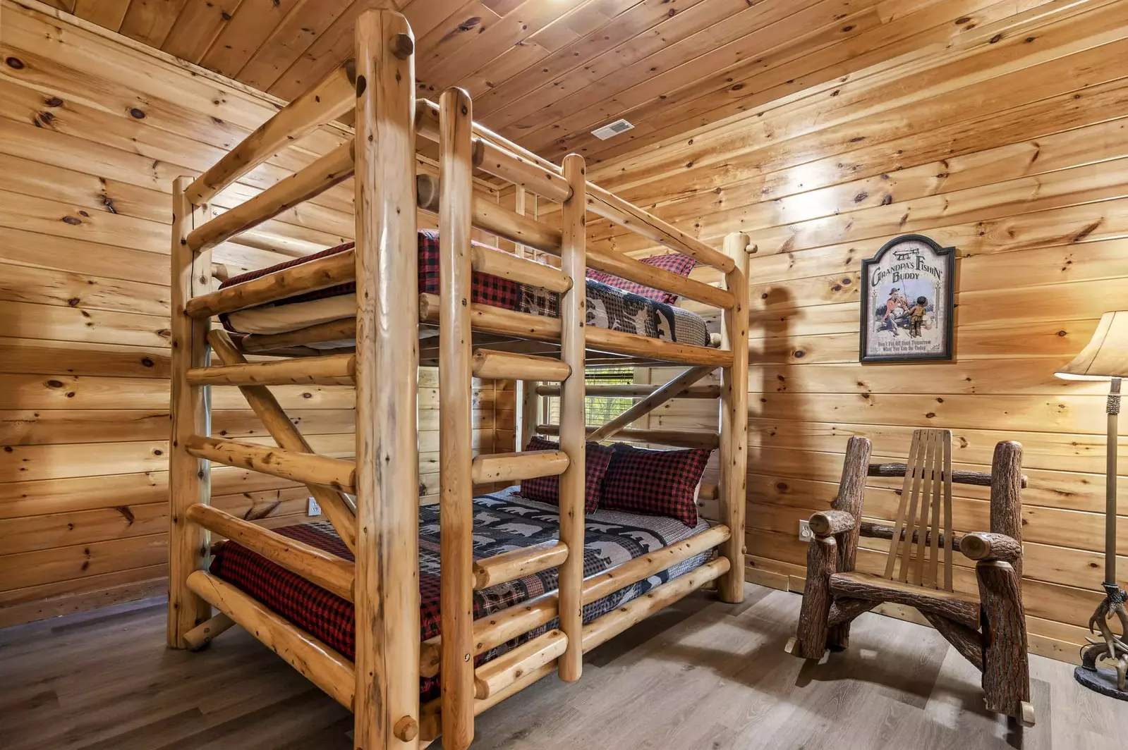 Property image, Interior, of A Smoky Hideaway
