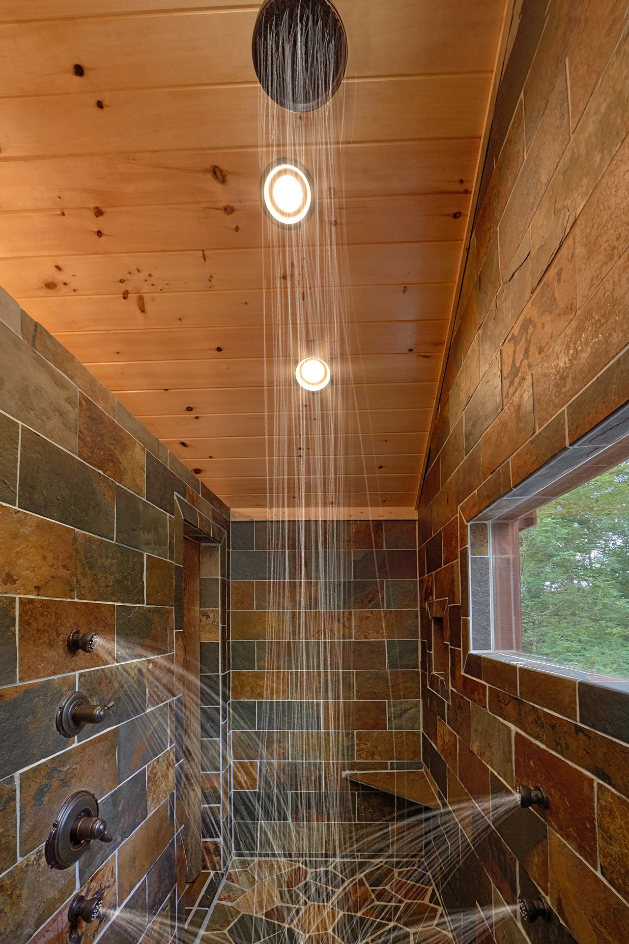 Property image, Exterior, of Big Sky Lodge