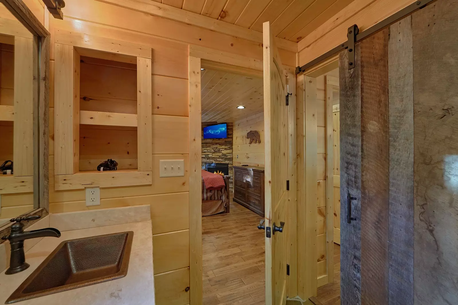 Property image, Exterior, of Big Sky Lodge