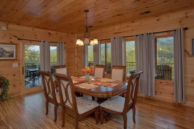 Property image, Interior, of Forever Young