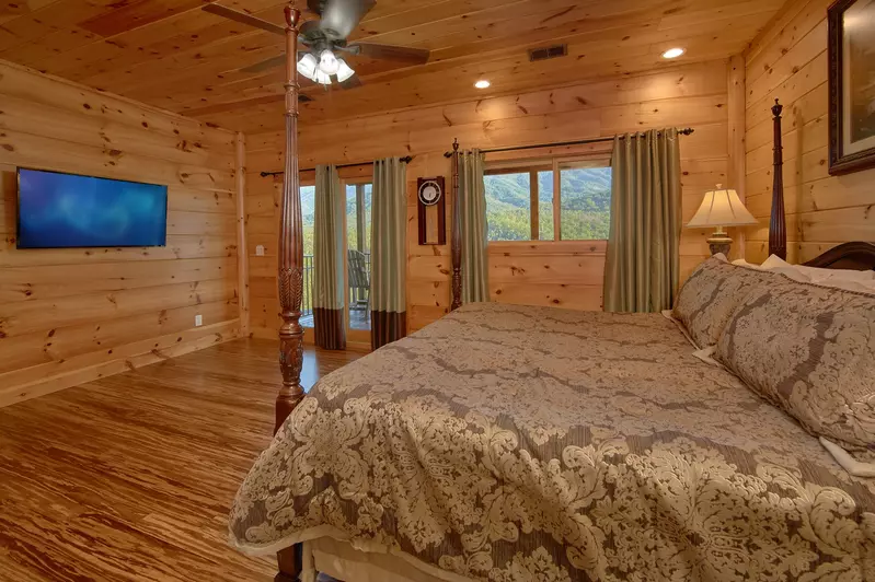 Property image, Interior, of Forever Young