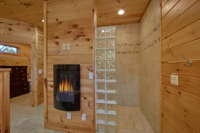 Property image, Interior, of Forever Young