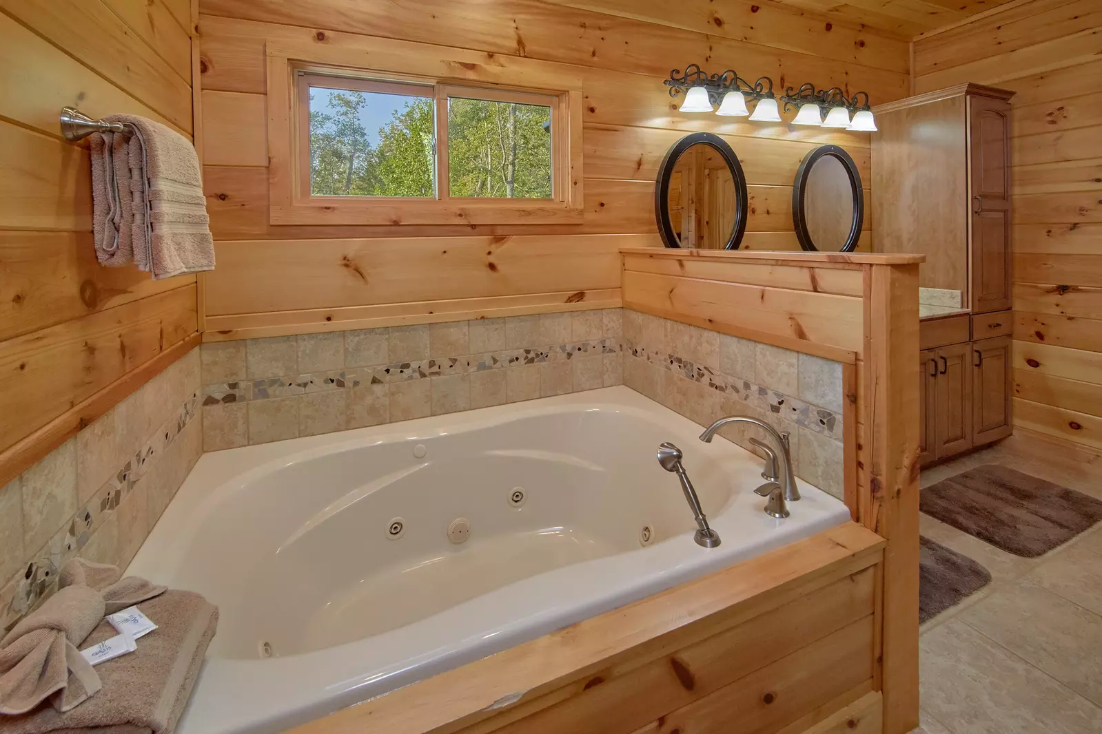 Property image, Interior, of Forever Young