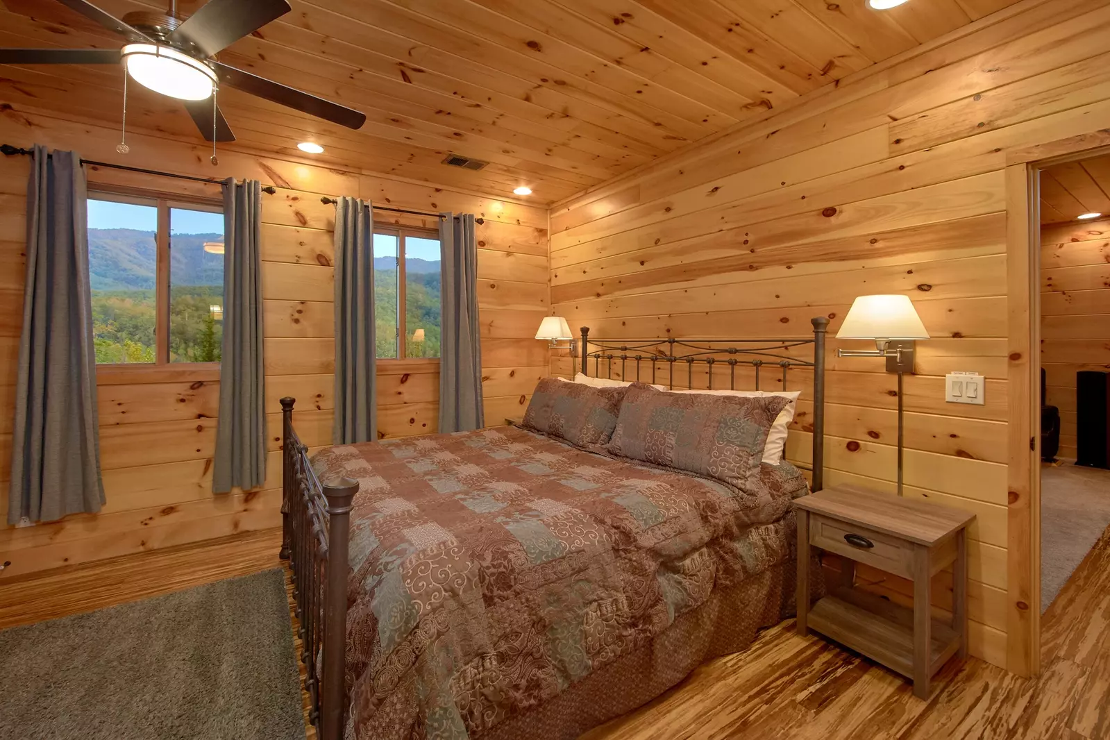 Property image, Interior, of Forever Young