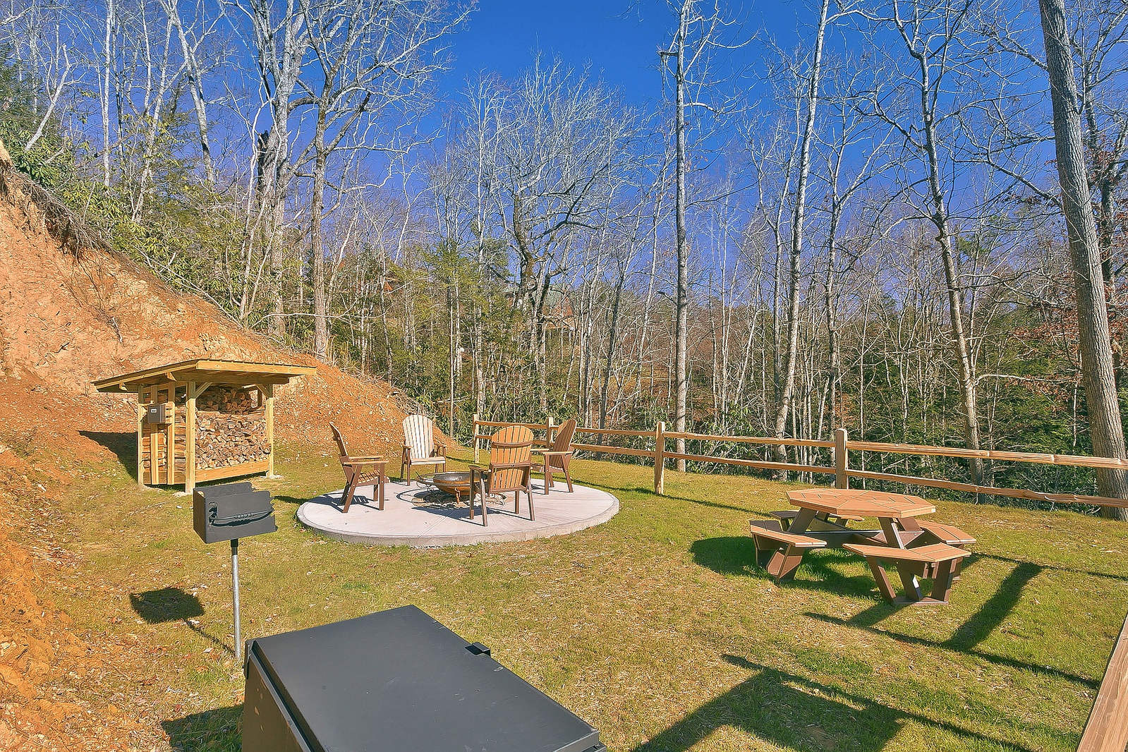 Property image, Interior, of Forever Young