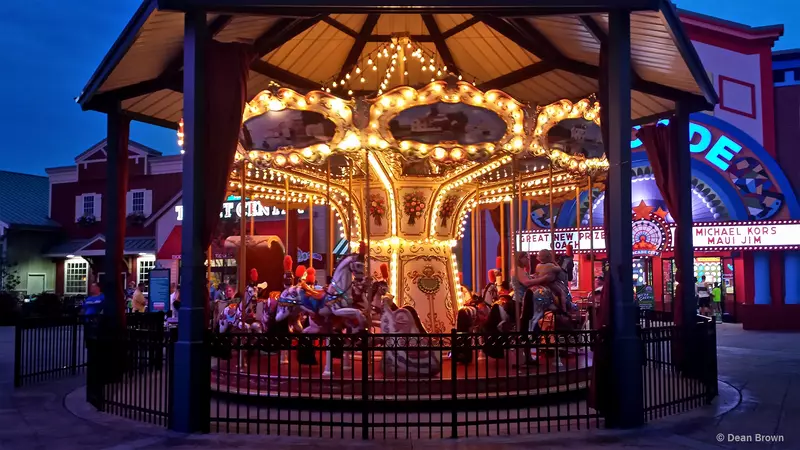 Property image, Interior, of Forever Young