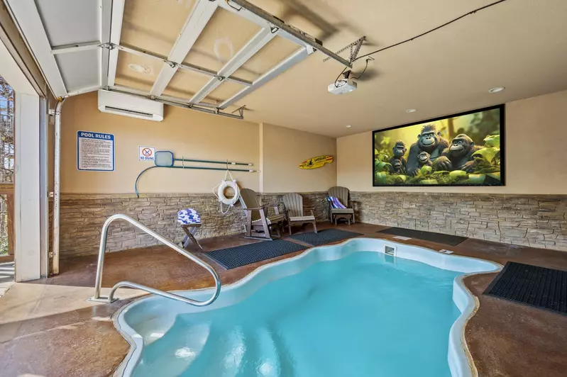 Property image, Exterior, of Legends Pool Lodge