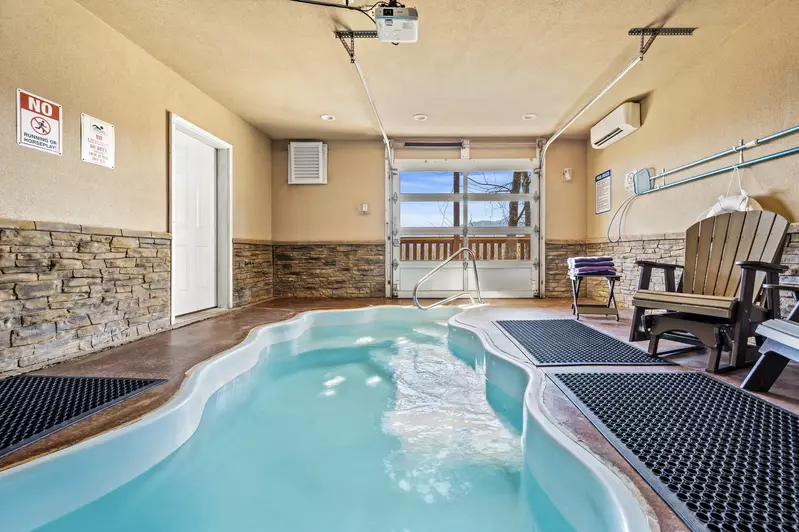 Property image, Interior, of Legends Pool Lodge
