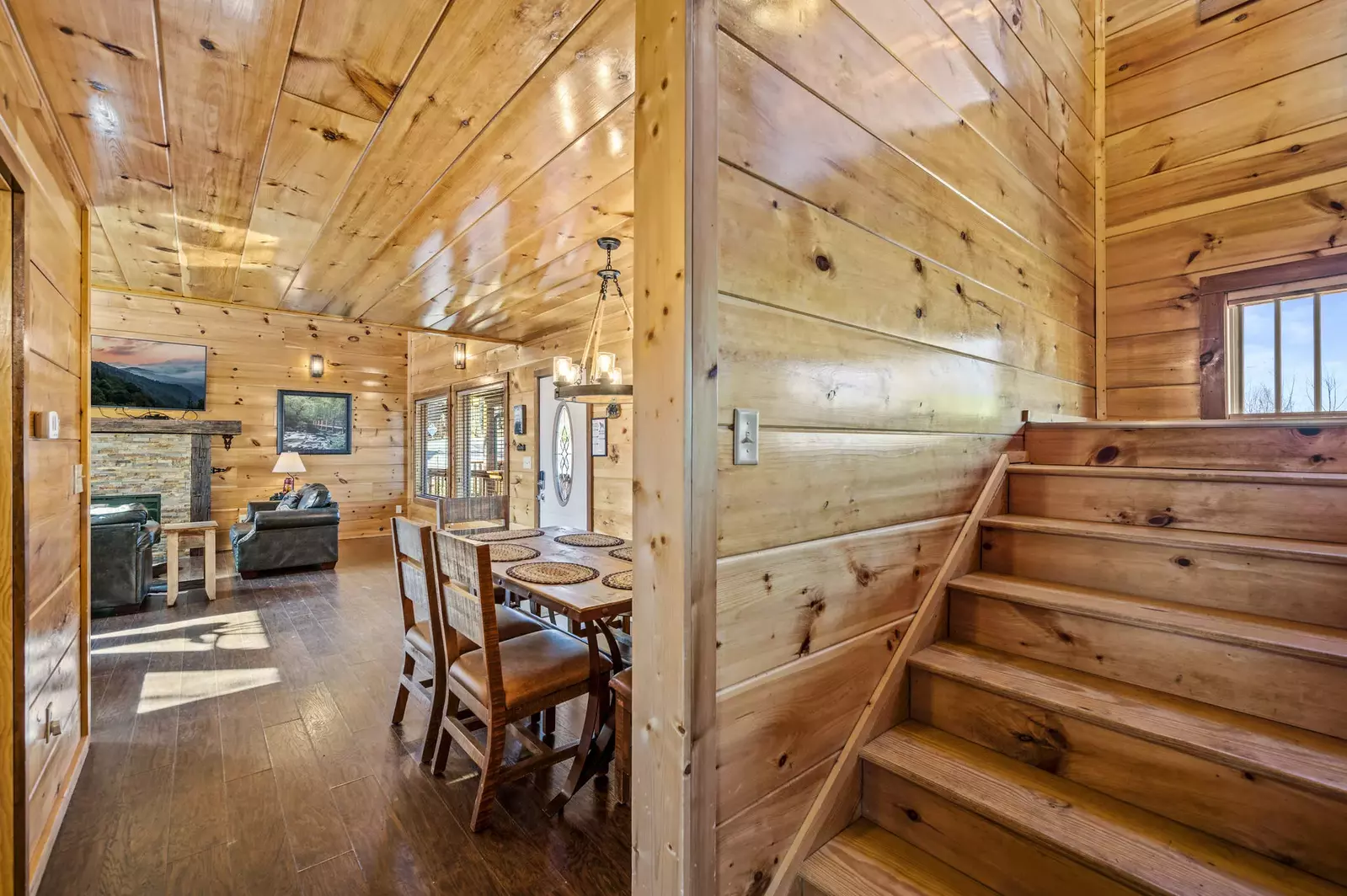 Property image, Interior, of Legends Pool Lodge