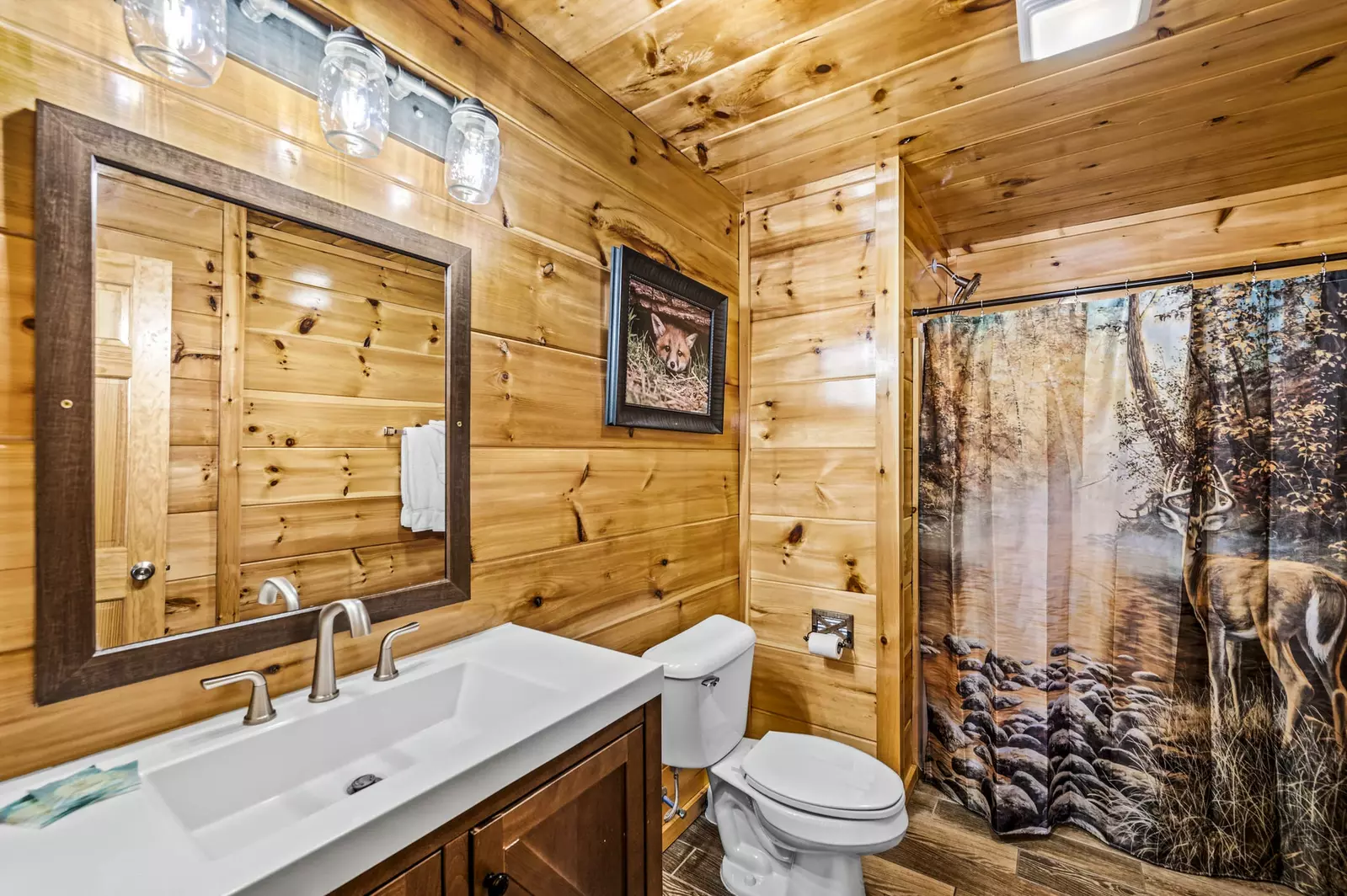 Property image, Interior, of Legends Pool Lodge