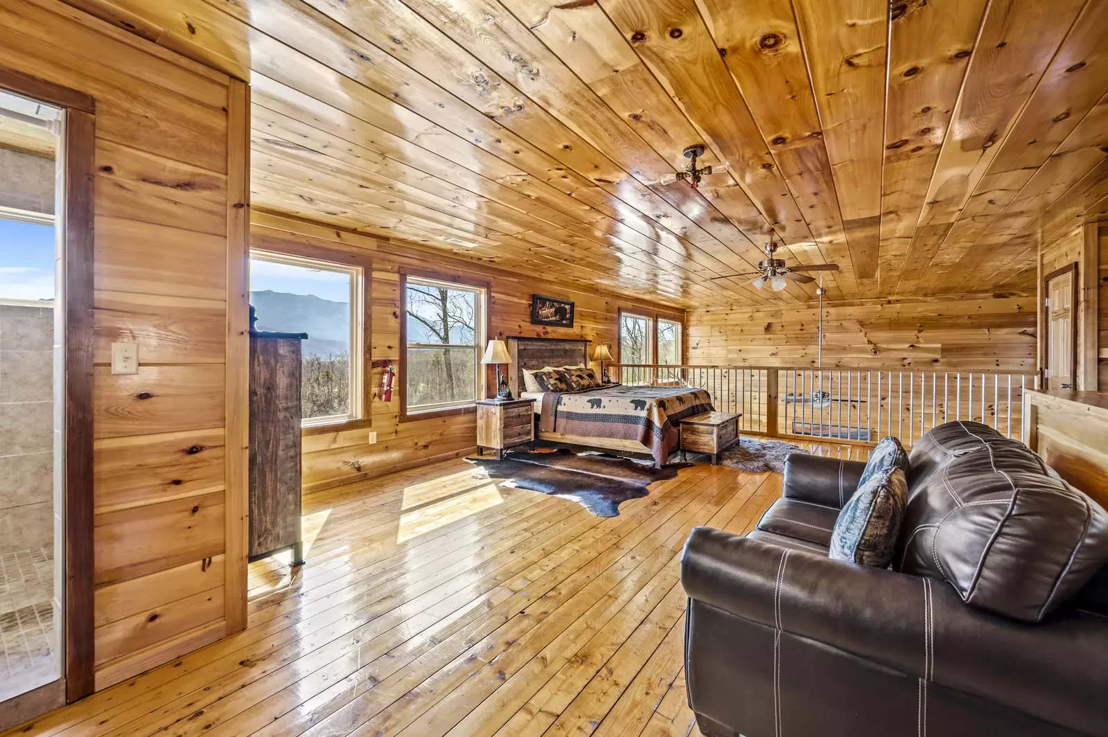 Property image, Interior, of Legends Pool Lodge