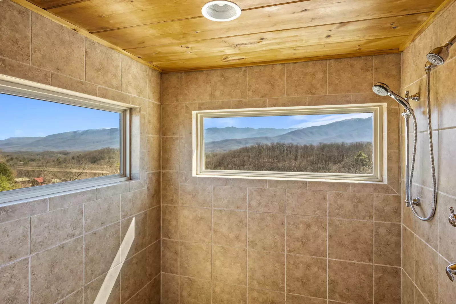 Property image, Interior, of Legends Pool Lodge