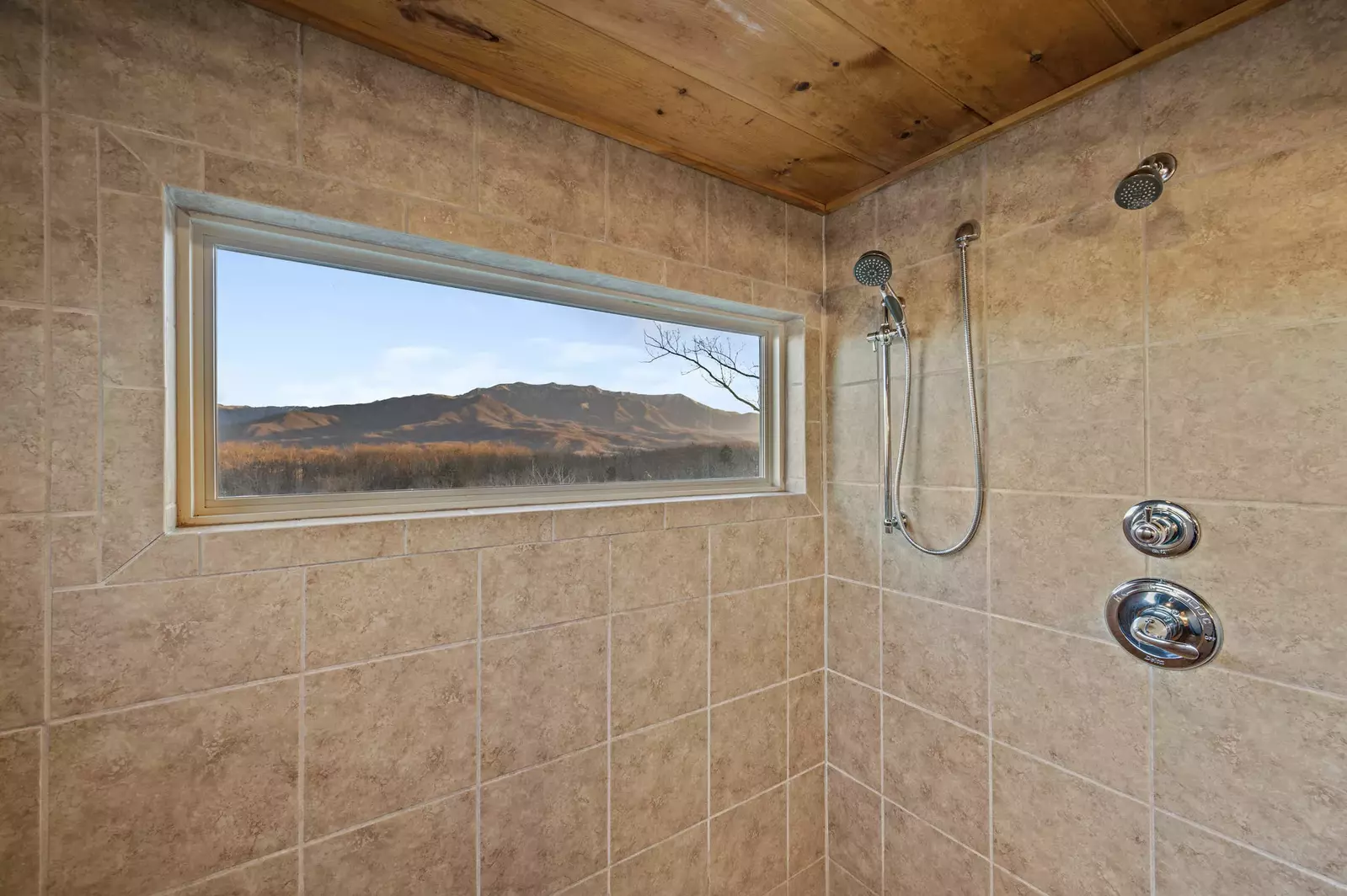 Property image, Interior, of Legends Pool Lodge