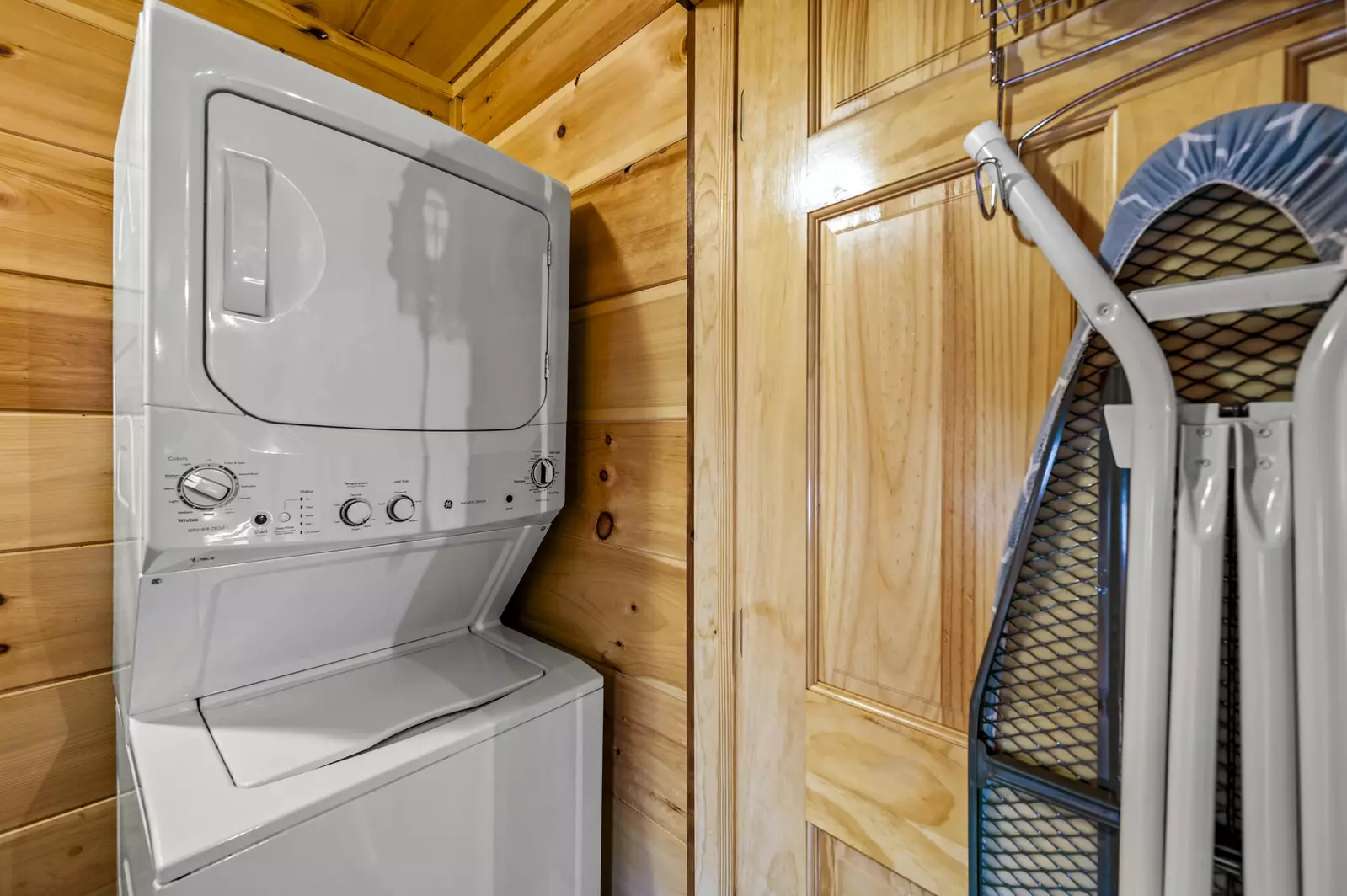 Property image, Interior, of Legends Pool Lodge