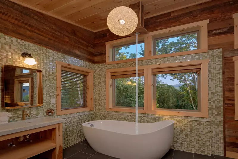 Property image, Interior, of City Slicker