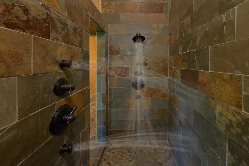 Property image, Interior, of Copper Creek Lodge