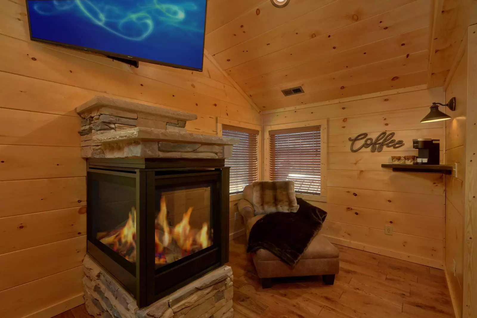 Property image, Interior, of Copper Creek Lodge