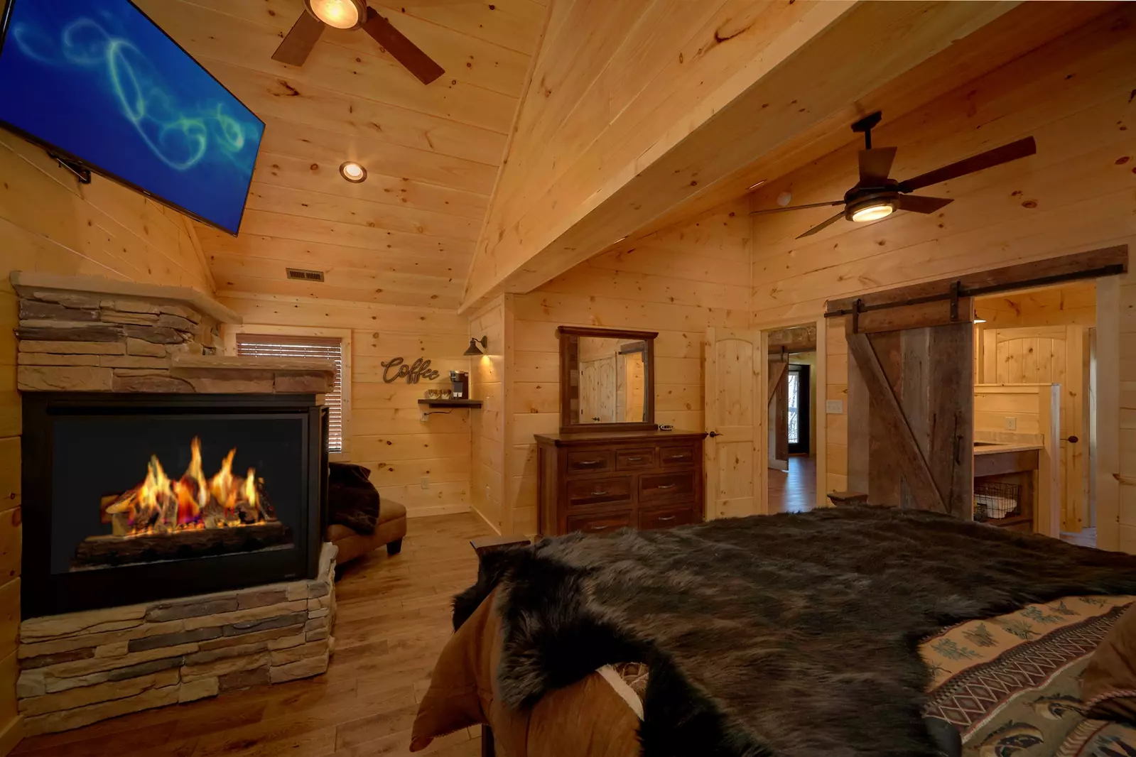 Property image, Interior, of Copper Creek Lodge