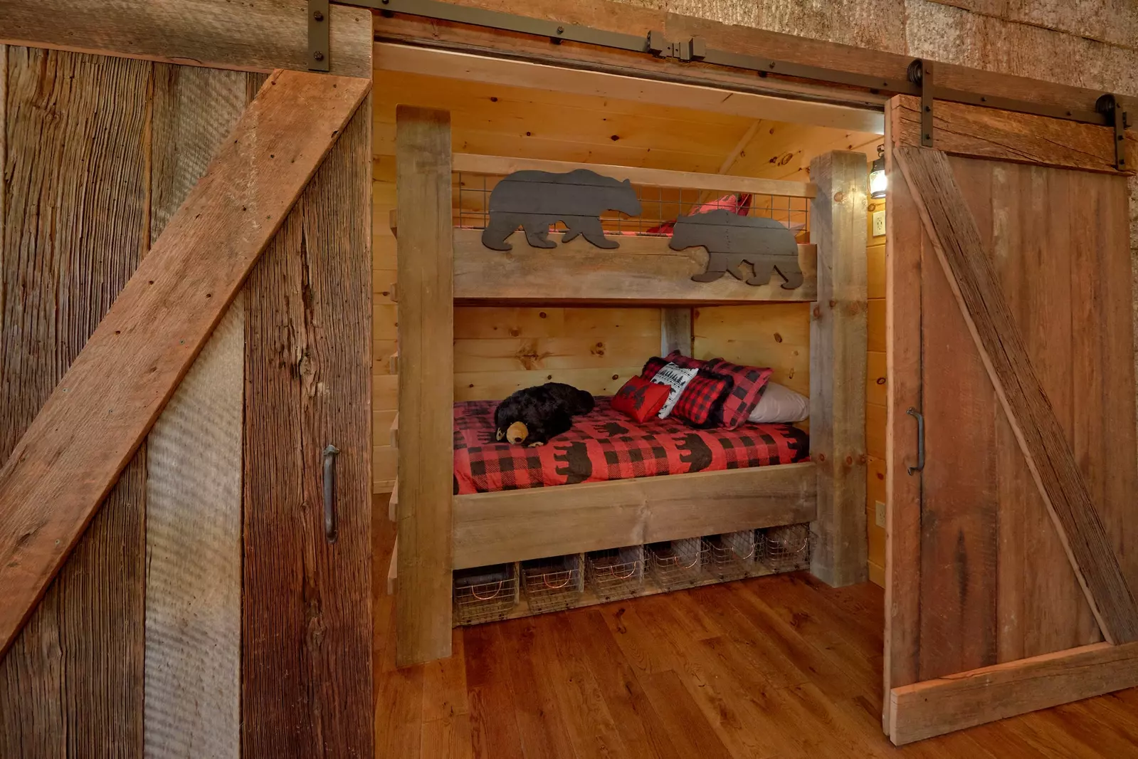 Property image, Interior, of Copper Creek Lodge