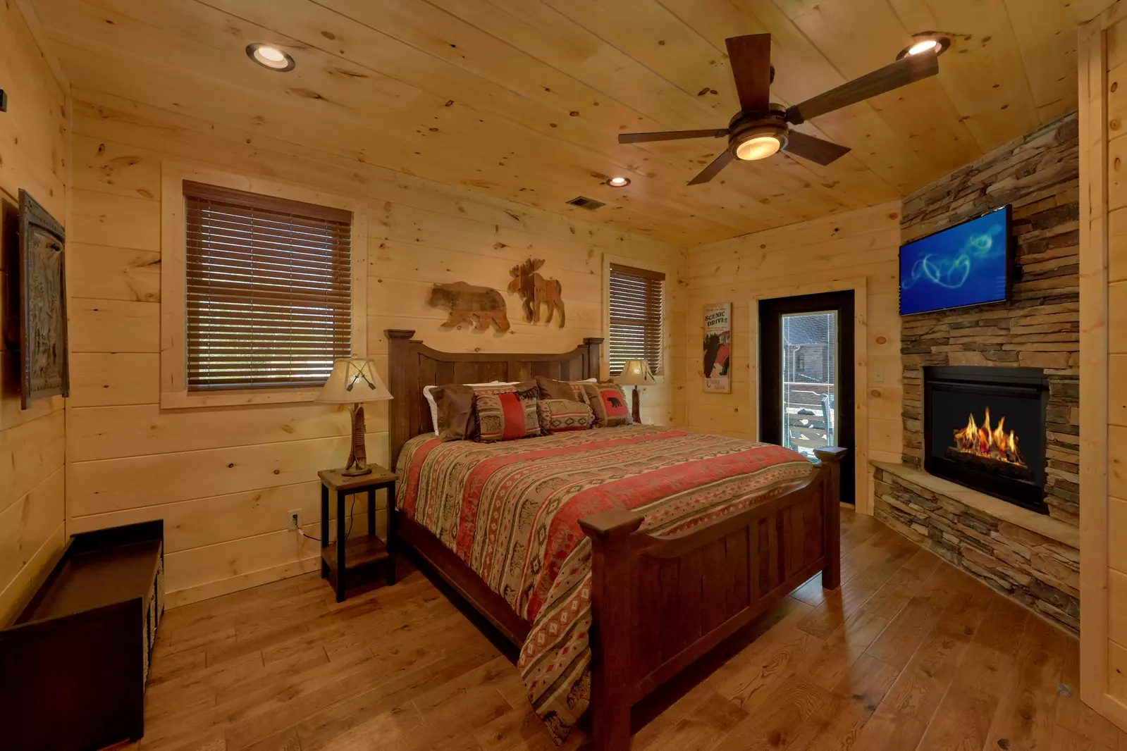 Property image, Interior, of Copper Creek Lodge