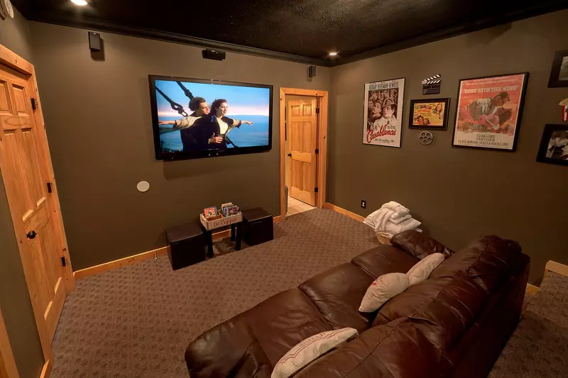 Property image, Interior, of Stonebrook Lodge