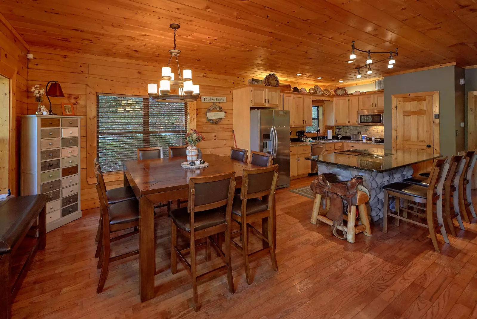 Property image, Interior, of Stonebrook Lodge