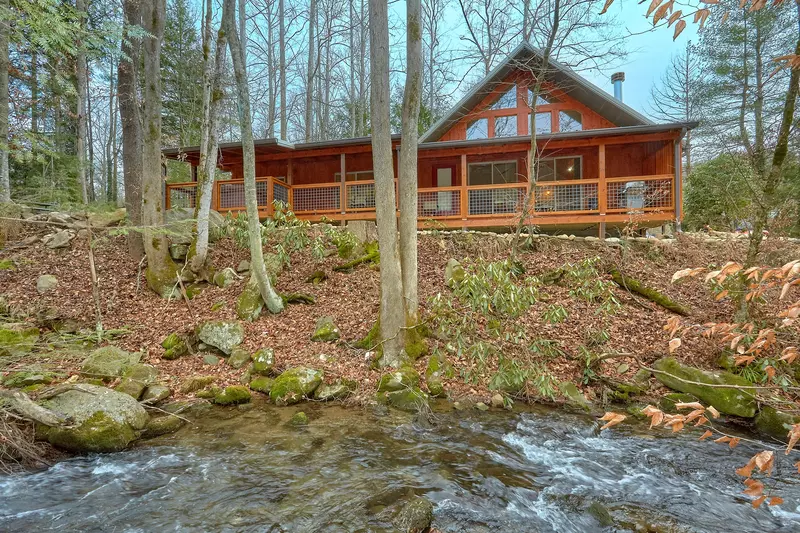Property image, Exterior, of Talking Waters