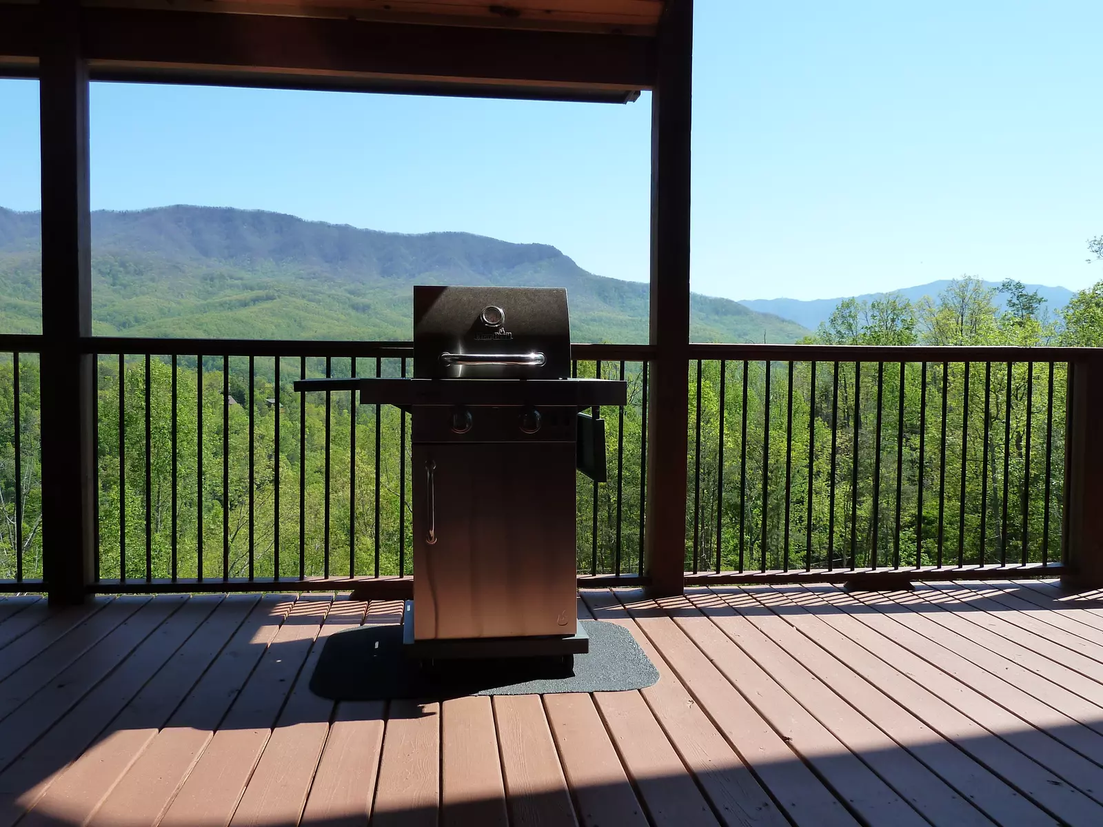 Property image, Interior, of Peak A View