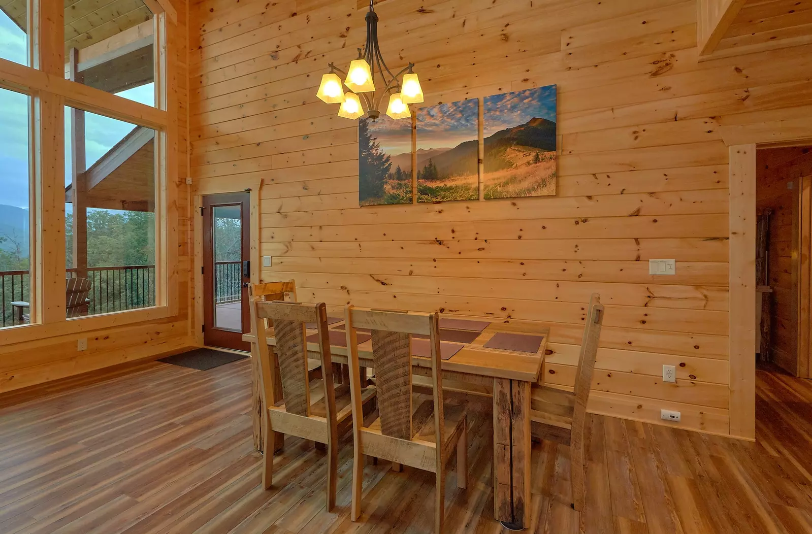 Property image, Interior, of Peak A View