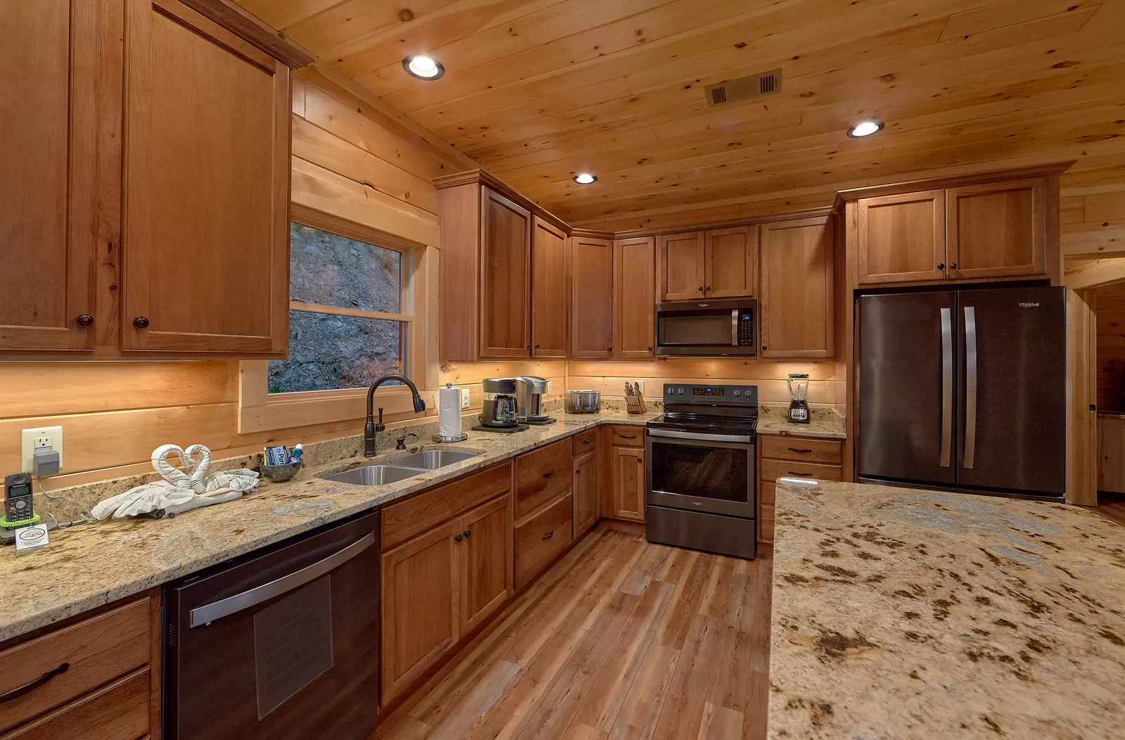 Property image, Interior, of Peak A View