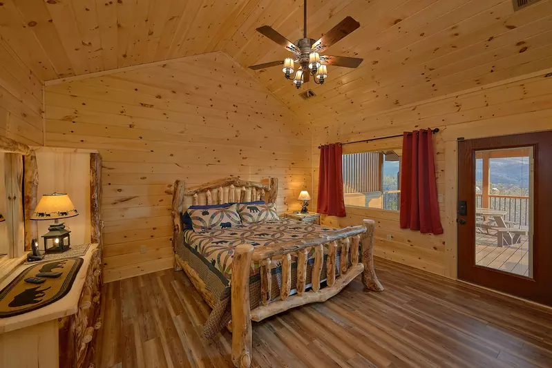 Property image, Interior, of Peak A View