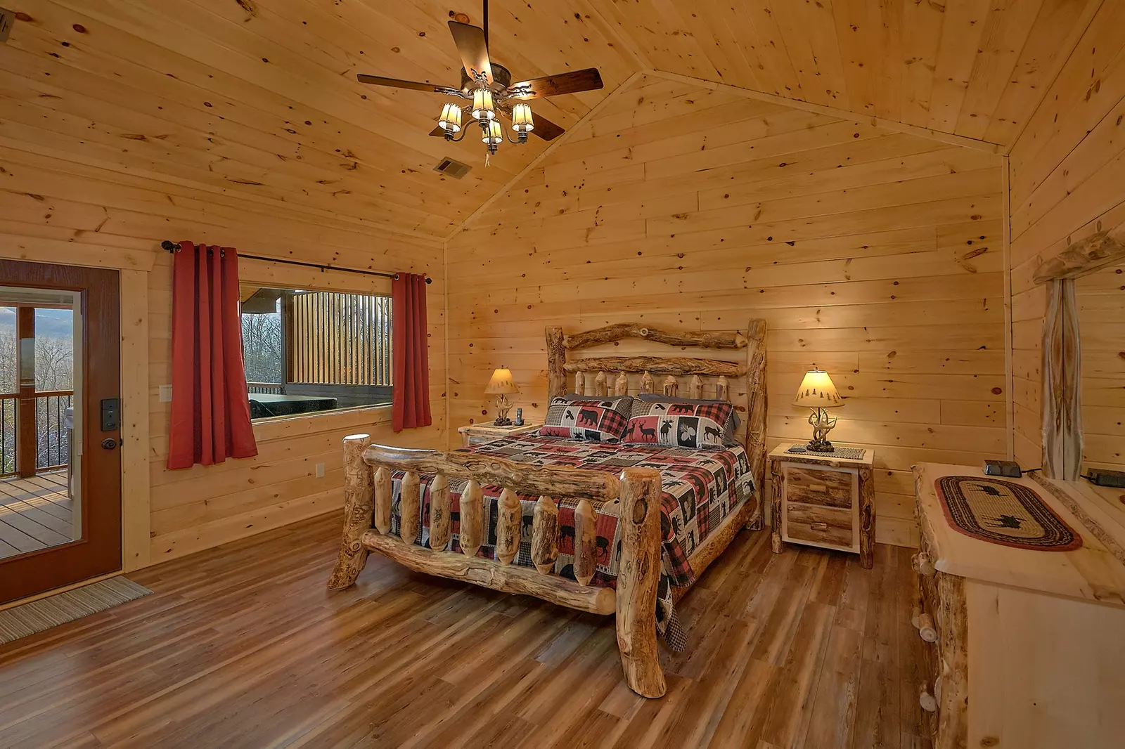 Property image, Interior, of Peak A View