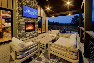 Property image, Interior, of Modern Endless View