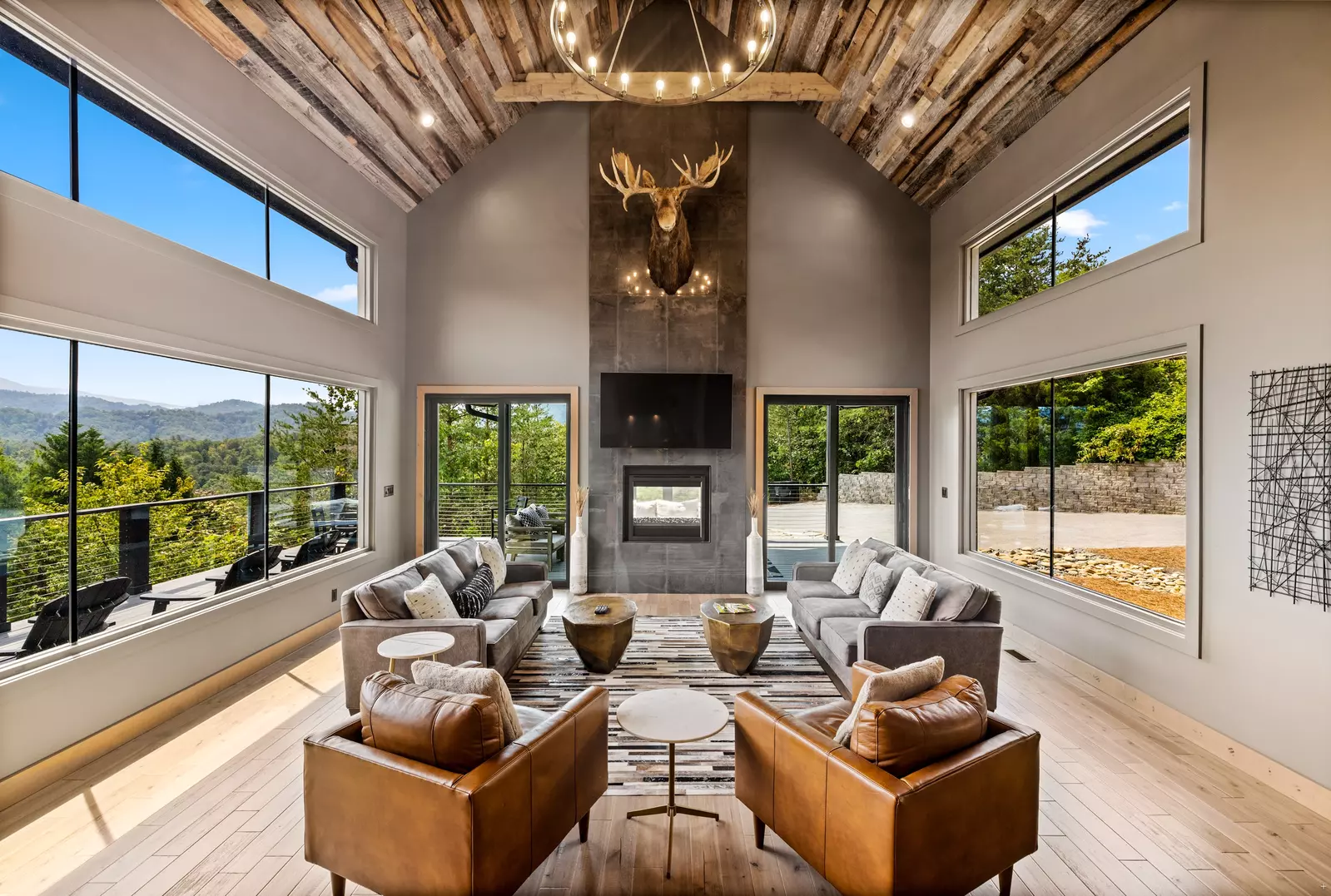 Property image, Interior, of Modern Endless View